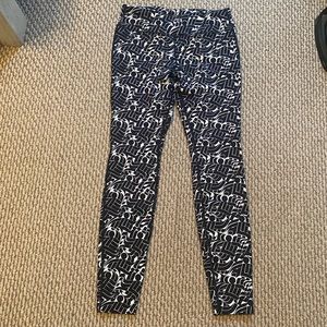 Nike DRI-Fit Patterned leggings size L
